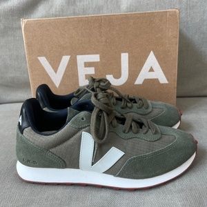 Veja Rio Branco Ripstop, Olive green (Kaki_Pearl). Size 8. Brand new in box